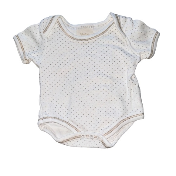 3/$20 BEBE BONITO Newborn Neutral Dotted Cotton Onesie - Picture 1 of 2